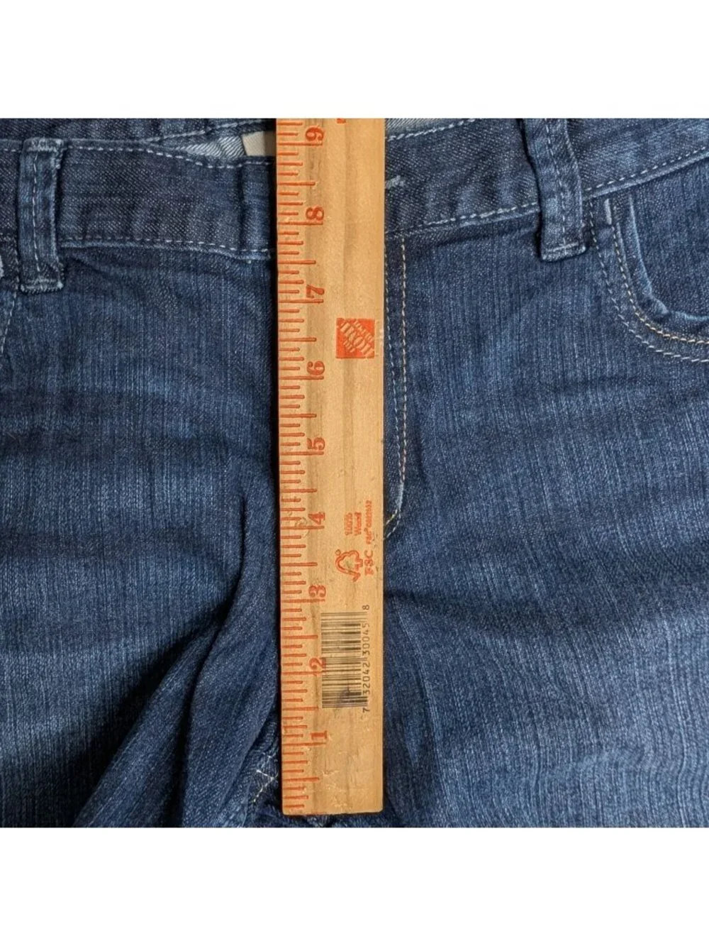 Mossimo Supply Co Womens Size 11 Dark Wash Denim Shorts With Cuffed Hem - Picture 8 of 8
